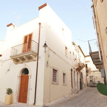 Hotel Novecento Scicli Exterior photo