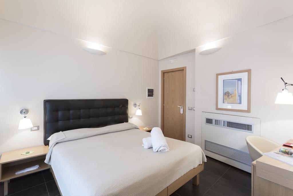 Hotel Novecento Scicli Exterior photo